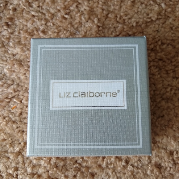 Liz Claiborne Holiday Stocking Brooch - Picture 2 of 2